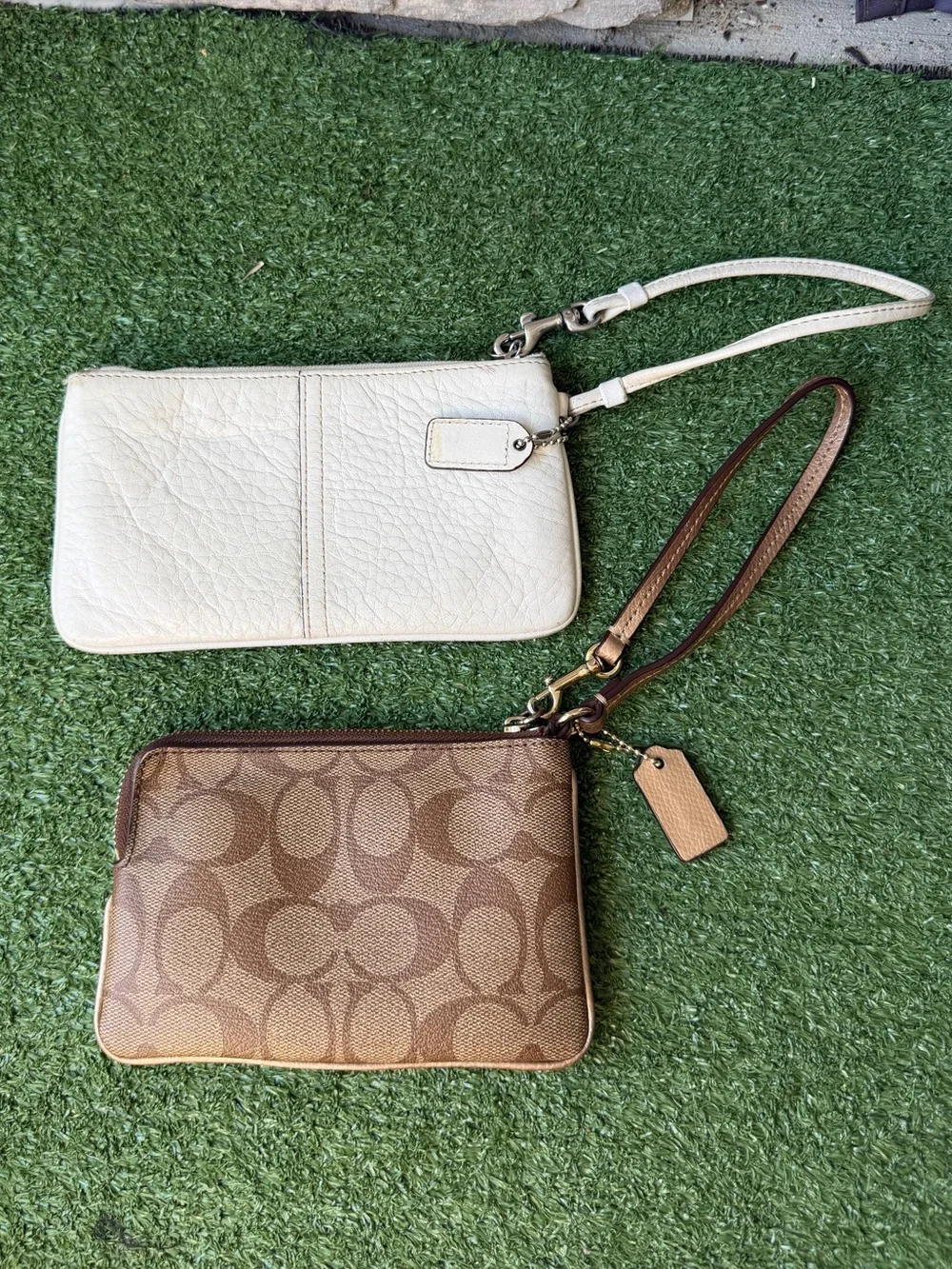 Coach Bundle’s Zip Womens Wrislets
